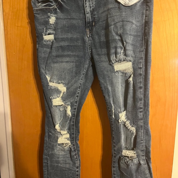 Judy Blue/Kancan Women’s jeans - Picture 4 of 6